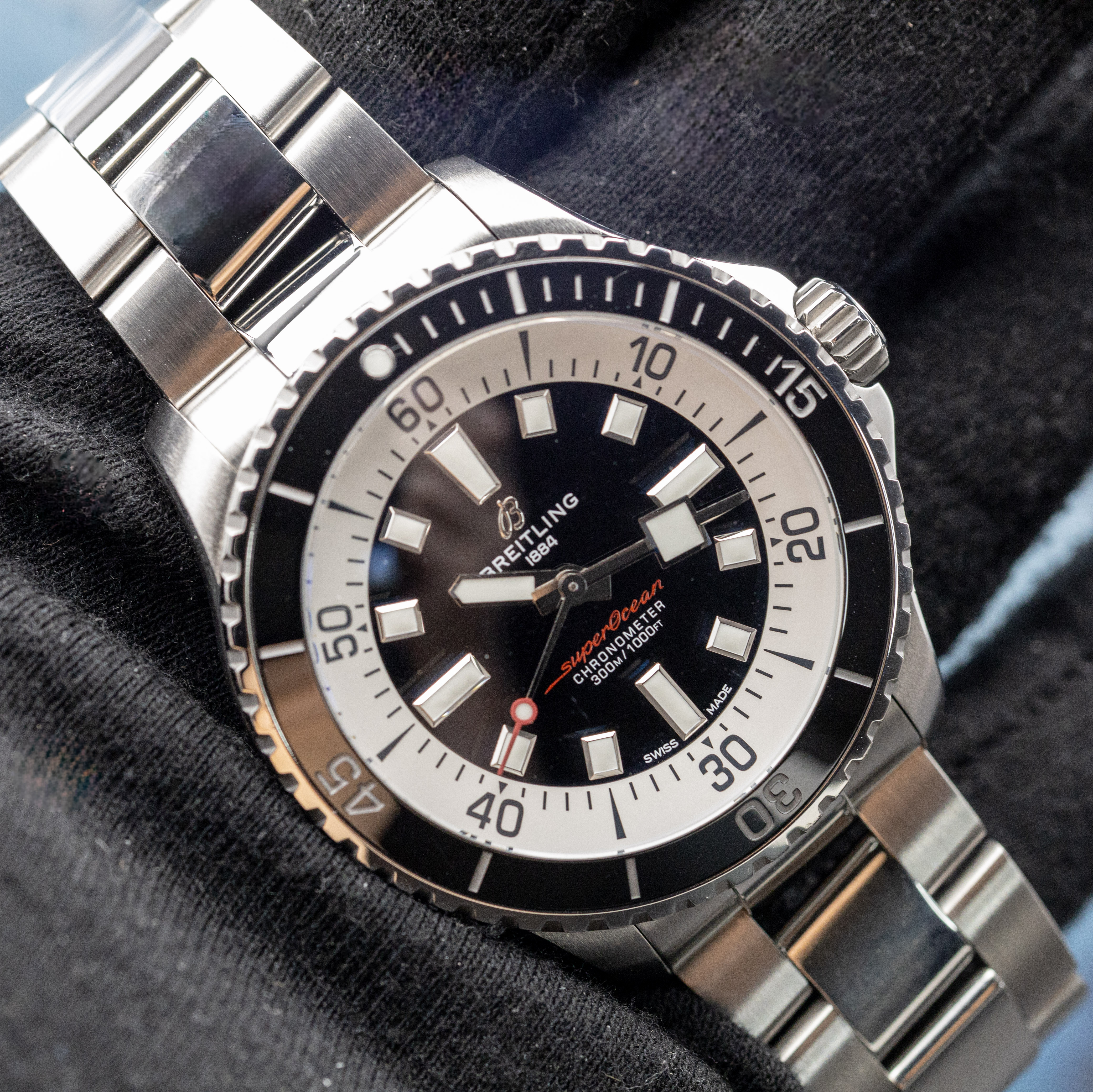 Breitling Superocean Automatic 44