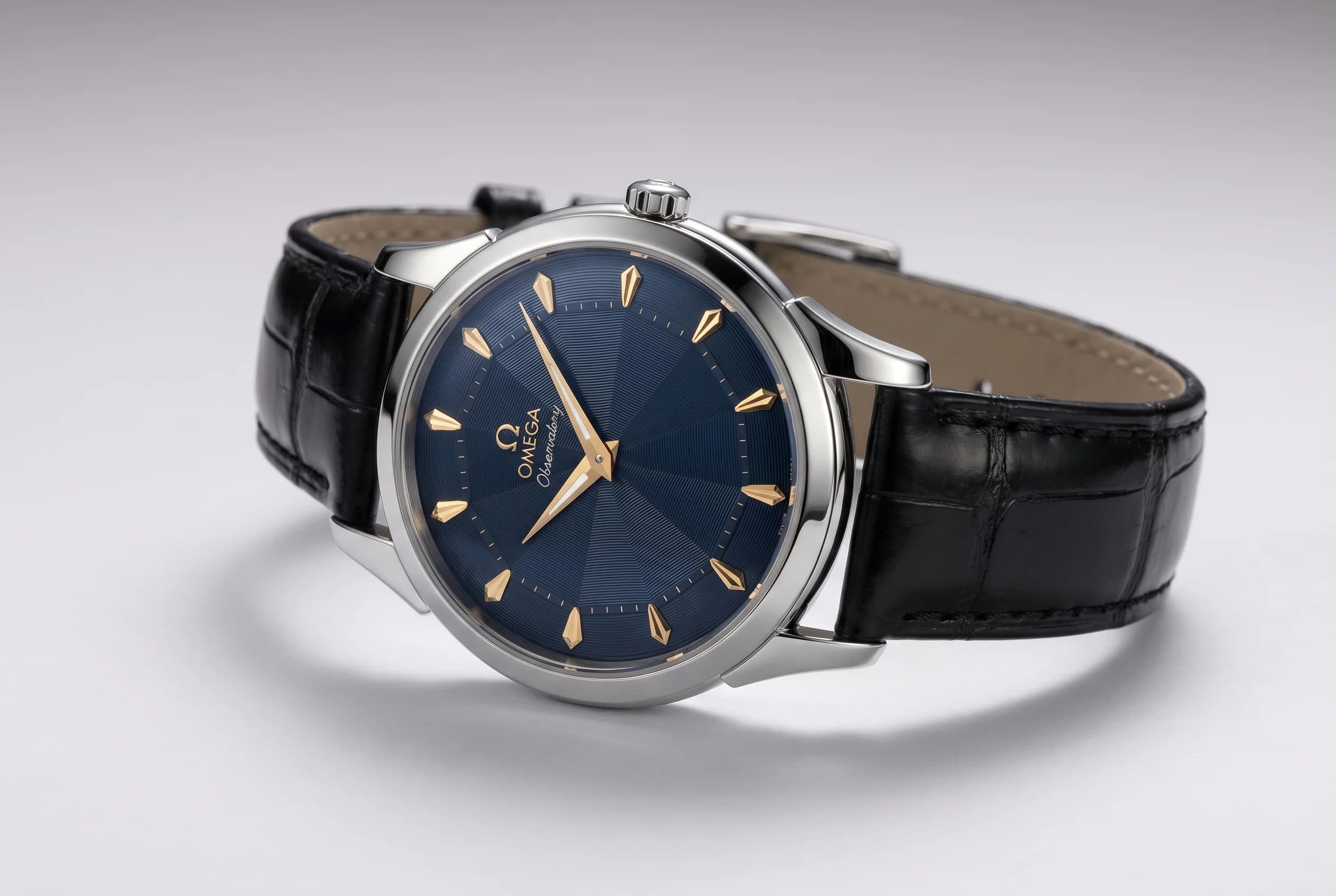 The Omega Constellation Observatory: How the First Two-Hand Master Chronometer Quietly Reset the Dress Watch Game