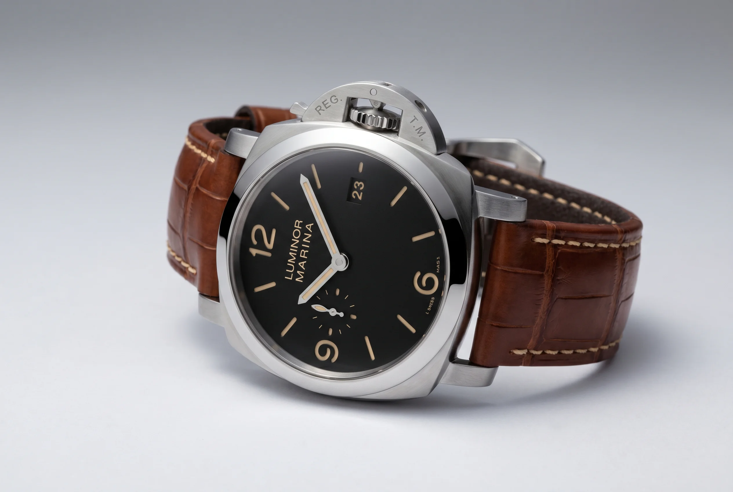 The Panerai Luminor Decoded: A Complete Reference Guide to Sizes, Calibers, and What Each Variant Means
